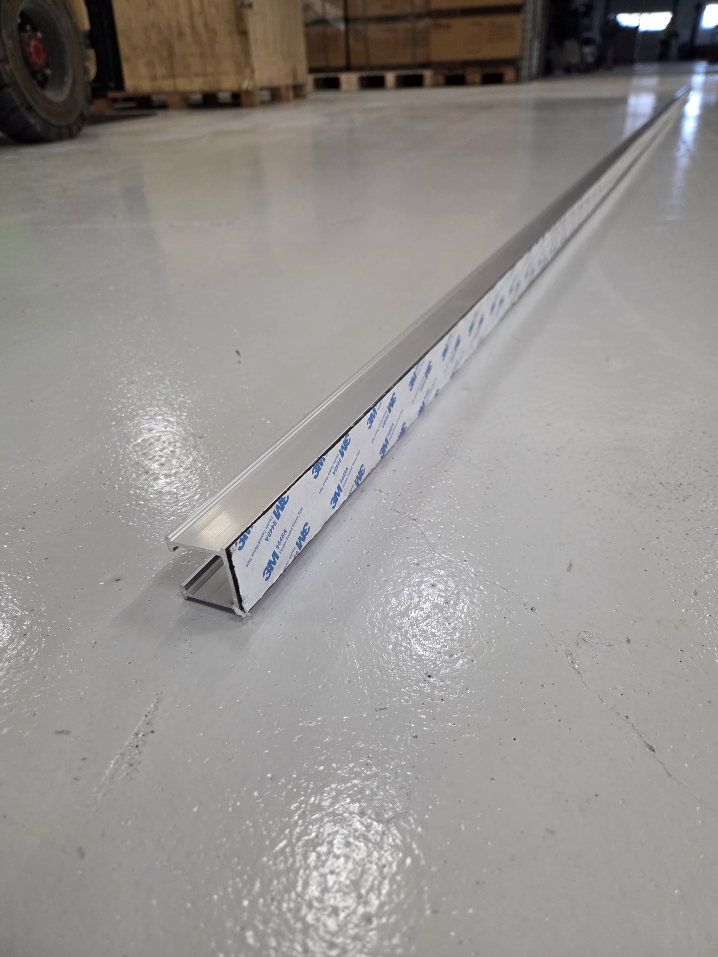 Monteringsskinne 28x28mm U-Skinne